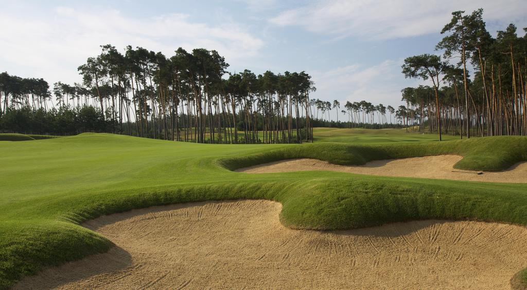 Golfbay Villa Senica Eksteriør bilde
