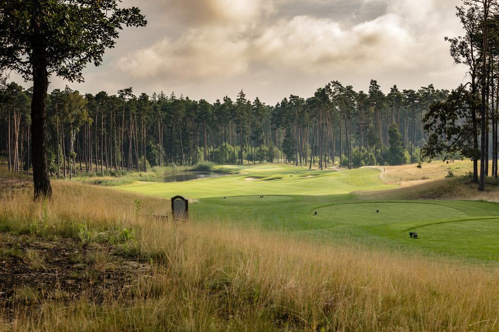 Golfbay Villa Senica Eksteriør bilde